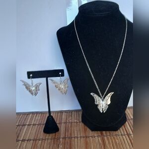 Elegant Filligree Butterfly Necklace and Earring Set in Silver Plate
